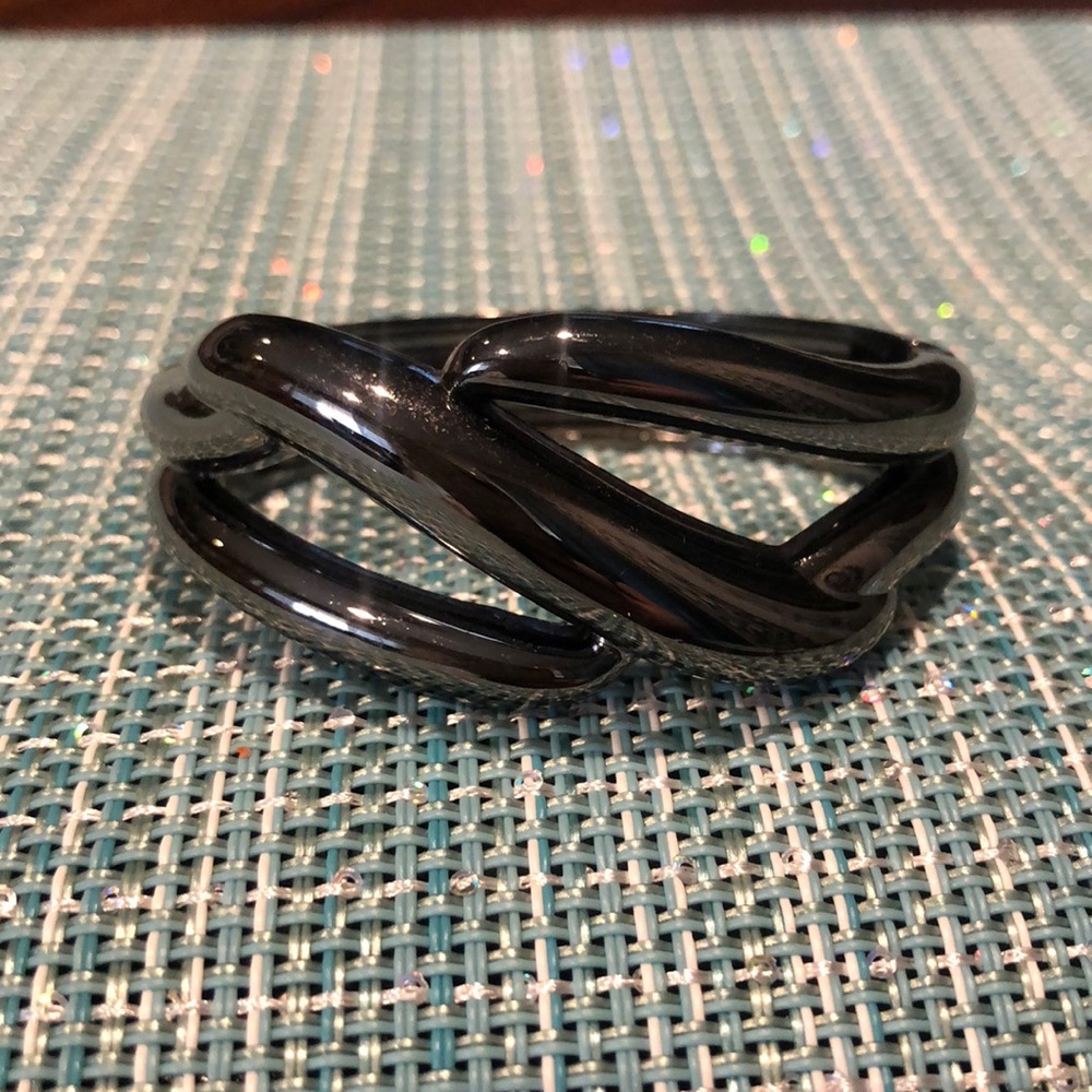 Bracelet- gun metal with hinged closure